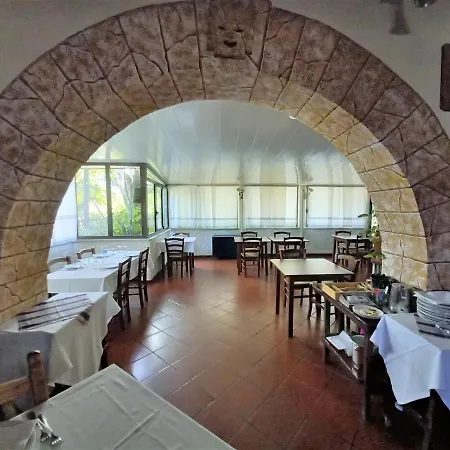 La Vela Bed & Breakfast 4*