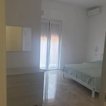 La Vela Bed & Breakfast Villa Rosa Di Martinsicuro